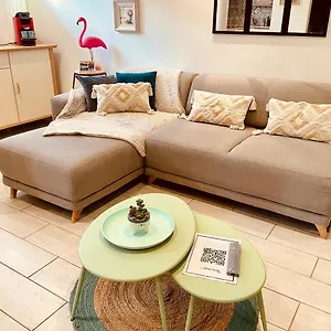 https://appartement-neuf-dans-villa-a-costebelle.fr-provencehotel.com